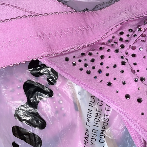 Last Set💕 Skims Jelly Sheer Rhinestone Heart Bra & Thong - Picture 4 of 4